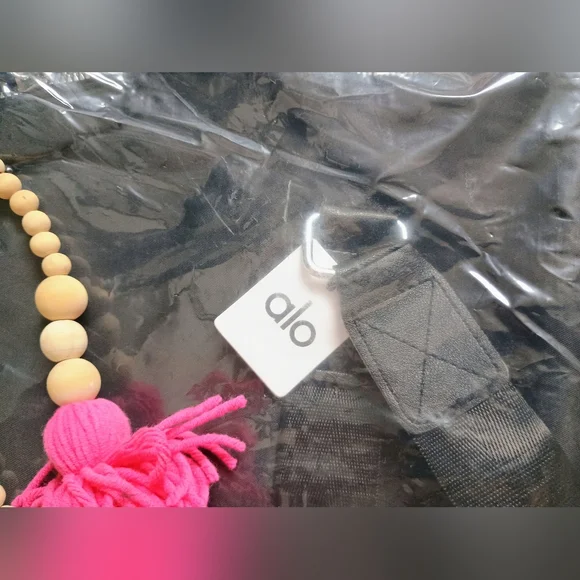 Alo Yoga Gym Travel Duffle Tote Bag Black - Picture 4 of 7